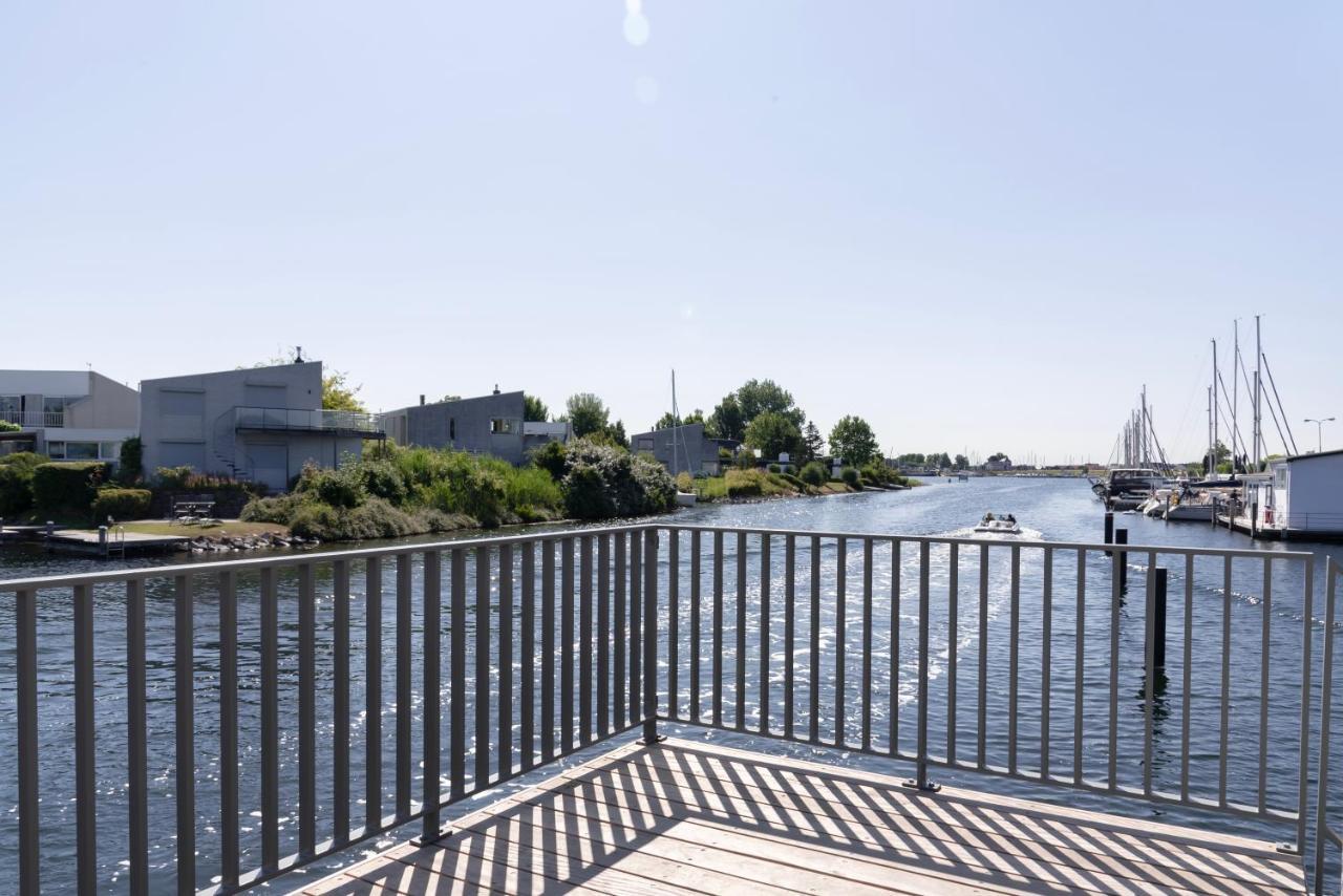 Villa Nautica Kortgene Bagian luar foto